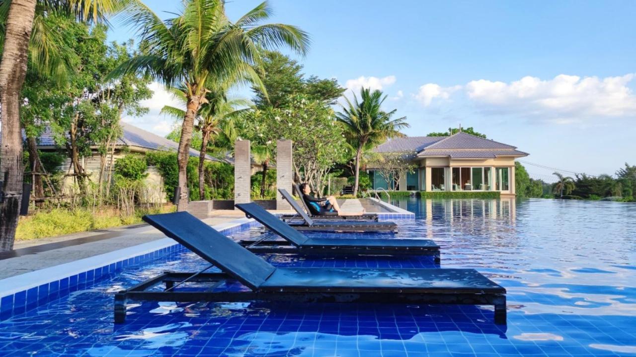 Family House @ Casa Seaside Rayong Villa Ban Chak Phai Buitenkant foto